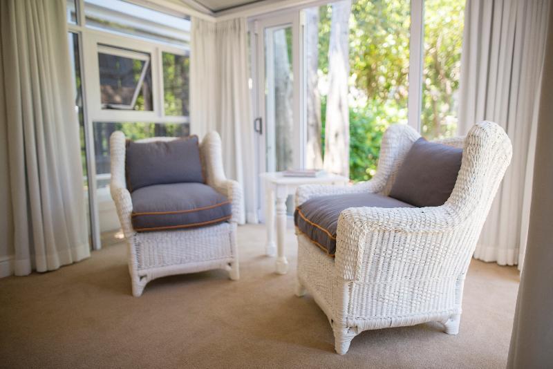 Bed & Breakfast 18 On Hillwood 5*